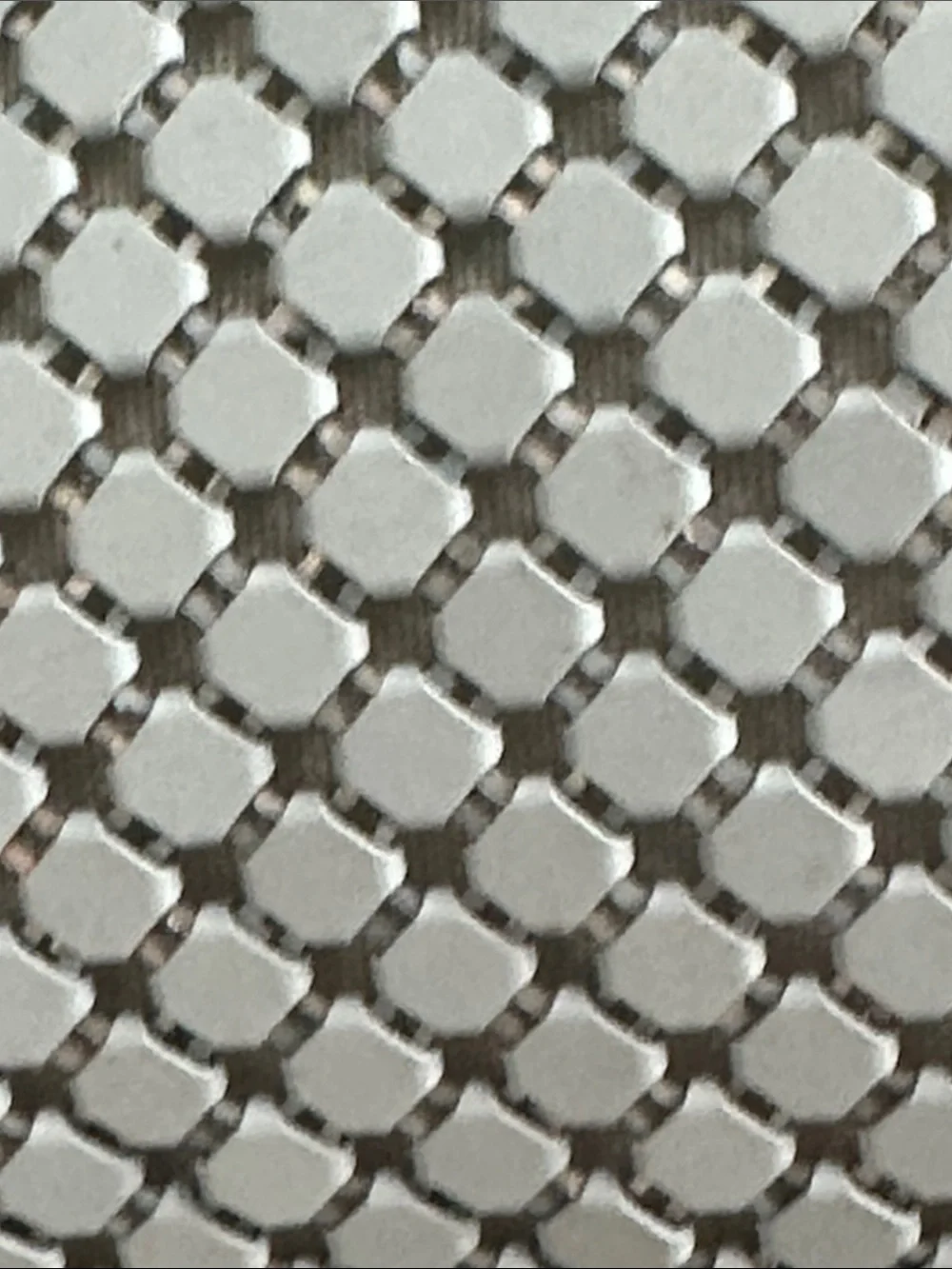 Vintage Silver-White Mesh Evening Clutch with Chain